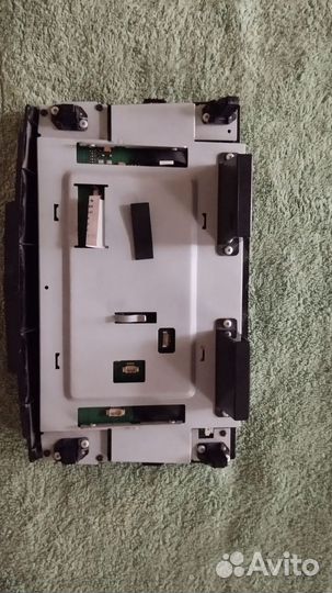 Панель управления магнитолой