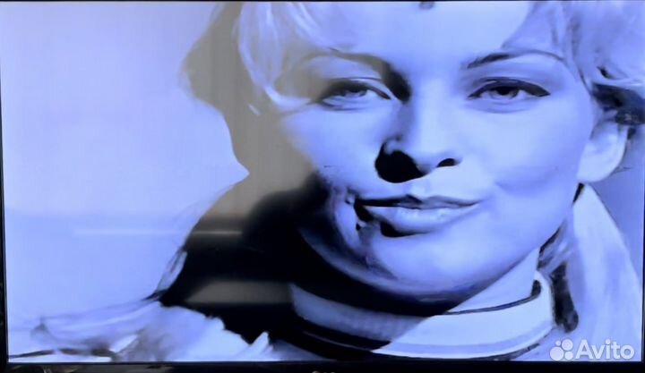 Видеомагнитофон Hi Fi Stereo