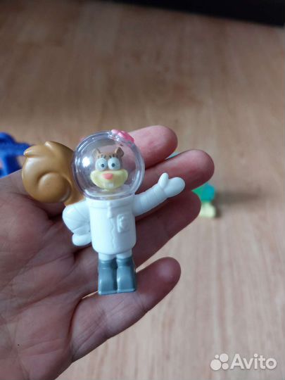 Игрушки из макдональдса Губка Боб и Баскетбол
