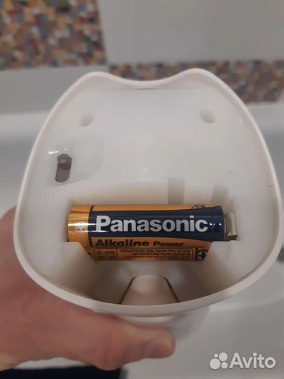 Автоматический освежитель воздуха Airwick