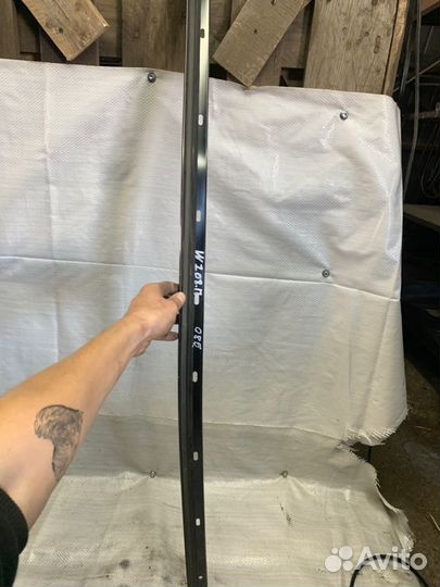 Молдинг крыши правый Mercedes Clk-Class W208 2002