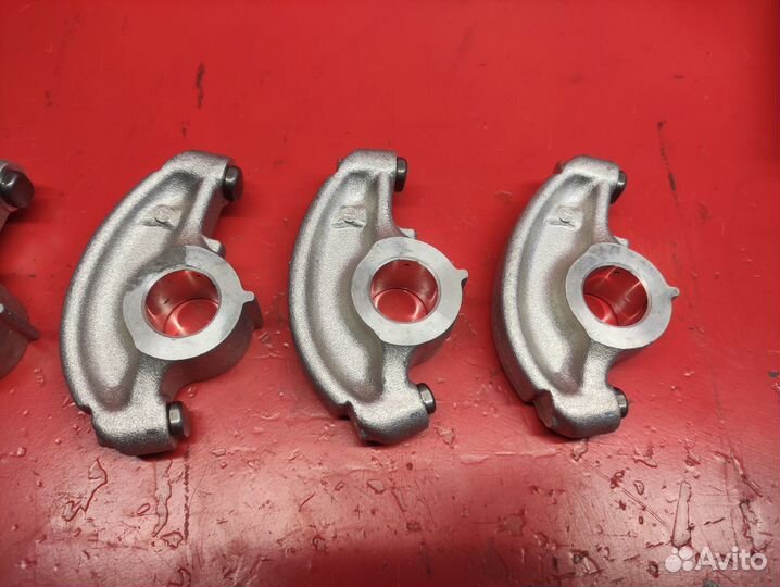 Рокер клапана Новый VG30E Nissan Terrano 1 3.0л