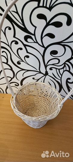 Корзина плетеная