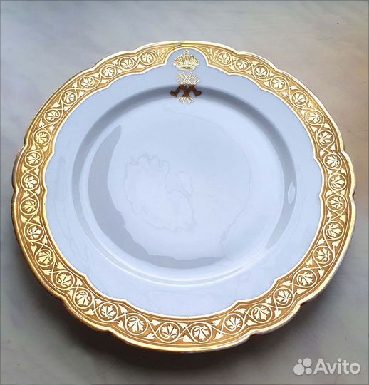 Тарелка из сервиза Вел. Князя Павла Александровича