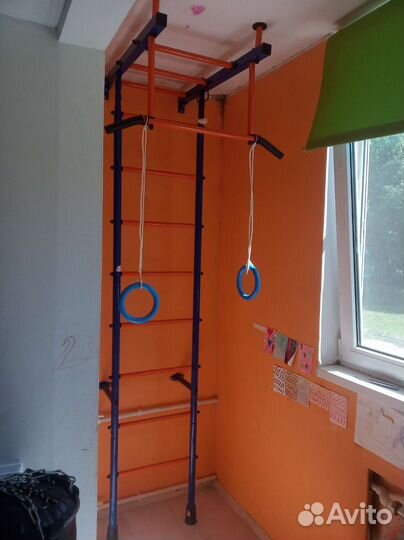 Шведская стенка, турник