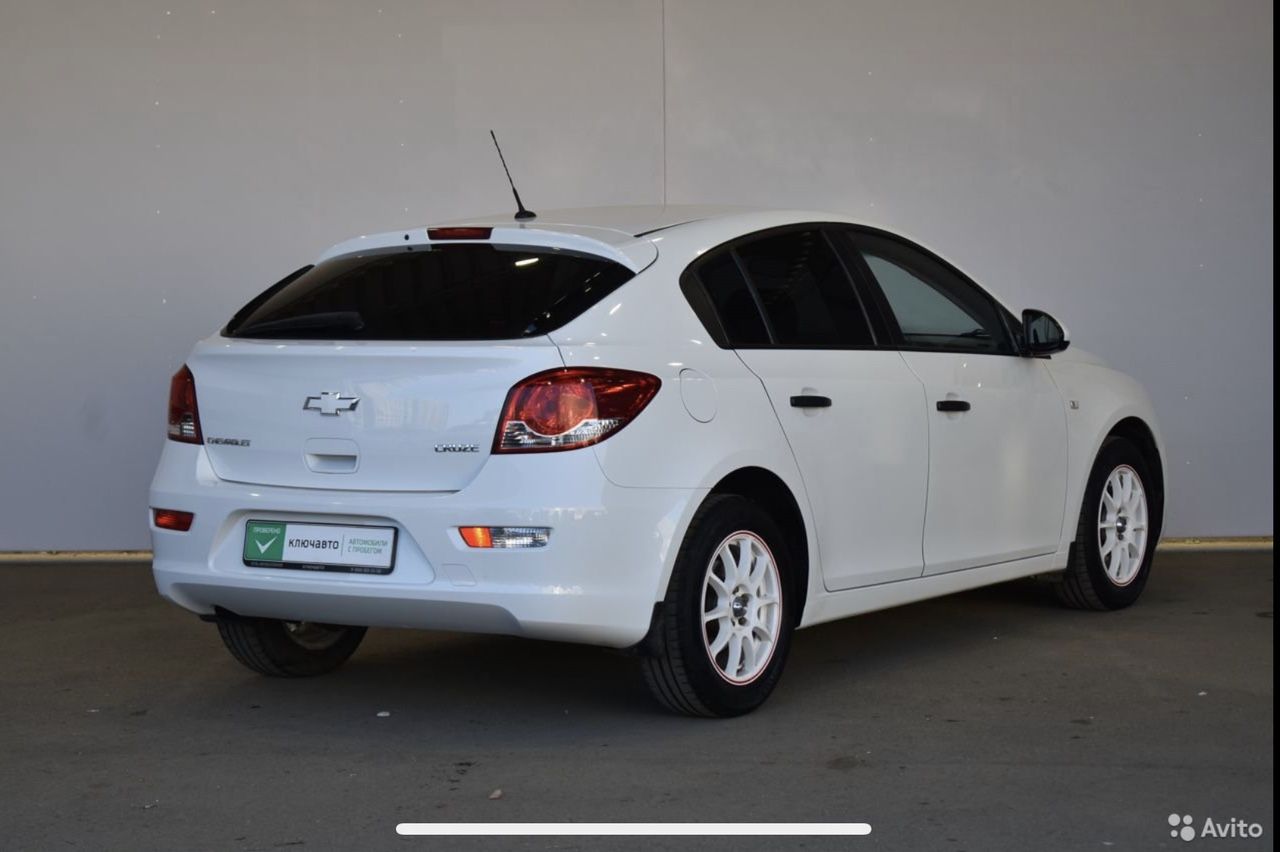 Chevrolet Cruze: фото владельца