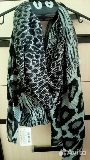 Шарфы женские, разные.Новые