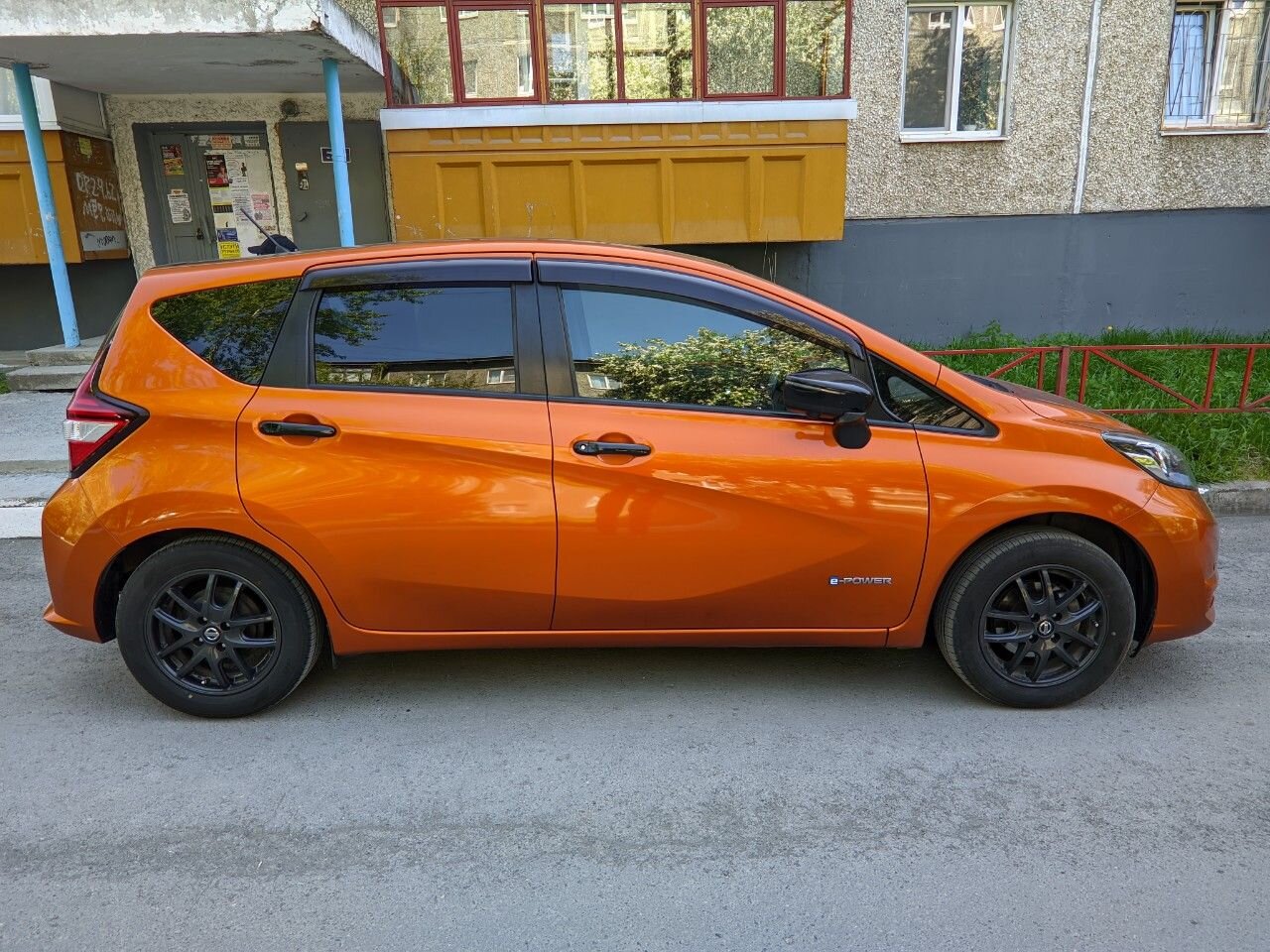 Nissan Note: фото владельца