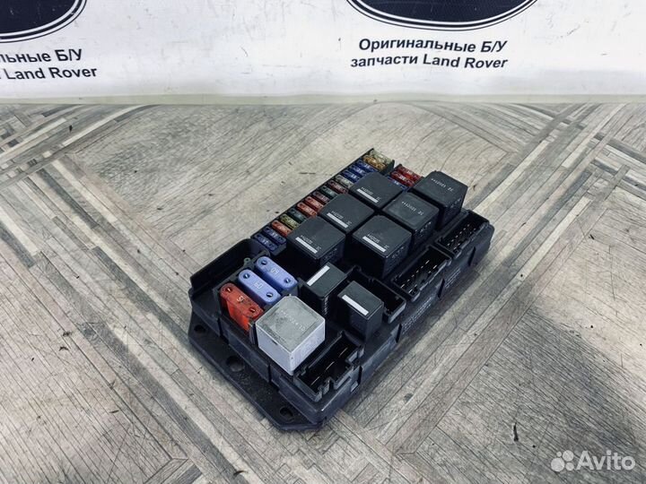 Блок предохранителей под капот Range Rover L322