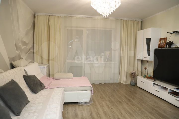 3-к. квартира, 63 м², 2/5 эт.