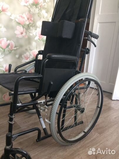 Инвалидное кресло