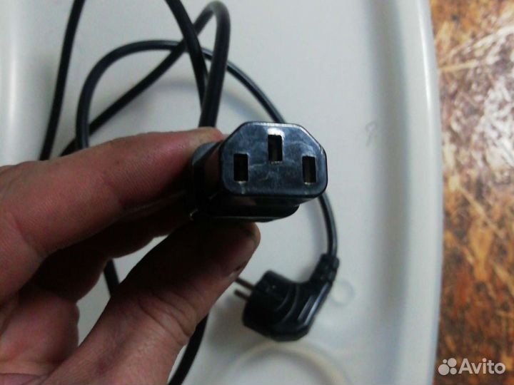 Сетевой шнур