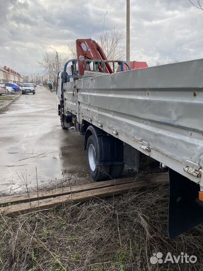 Isuzu NQR71 с КМУ, 2007