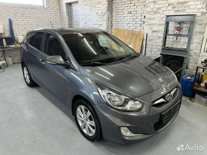 Коврик багажника Hyundai Solaris Hb 1.6 G4FC 2011