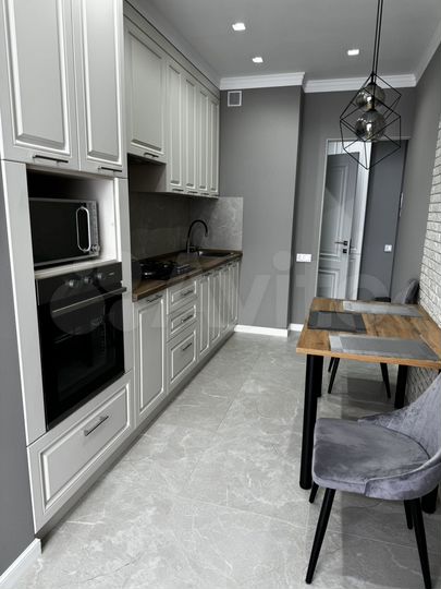 1-к. квартира, 38 м², 4/9 эт.