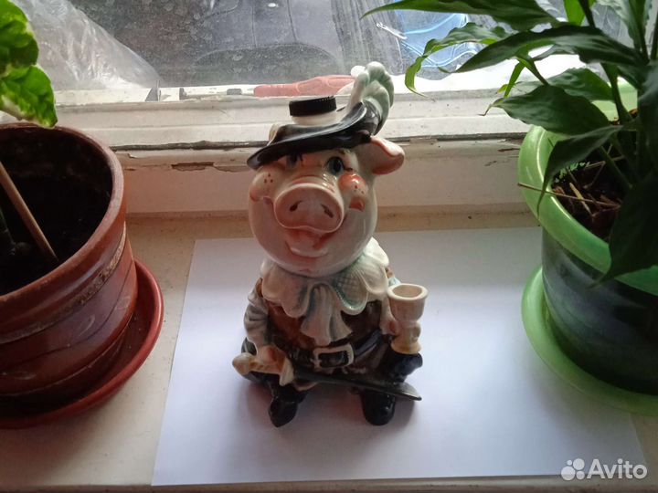 Бутылочка поросёнок