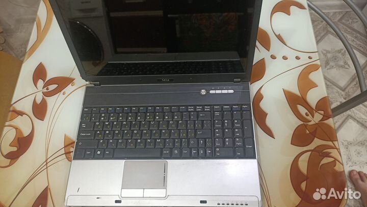 Ноут MSI старенький