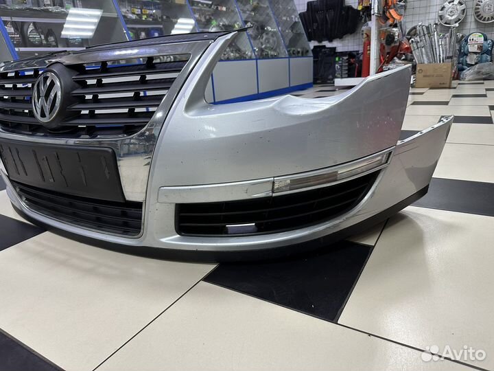 Бампер передний Volkswagen Passat B6
