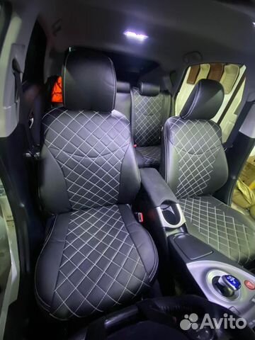 Чехлы Toyota Prius