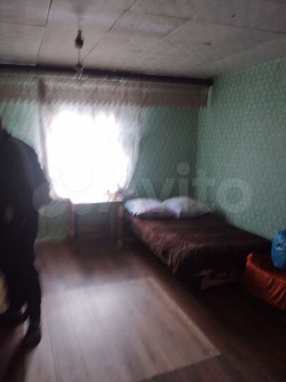 Дом 25 м² на участке 5 сот.