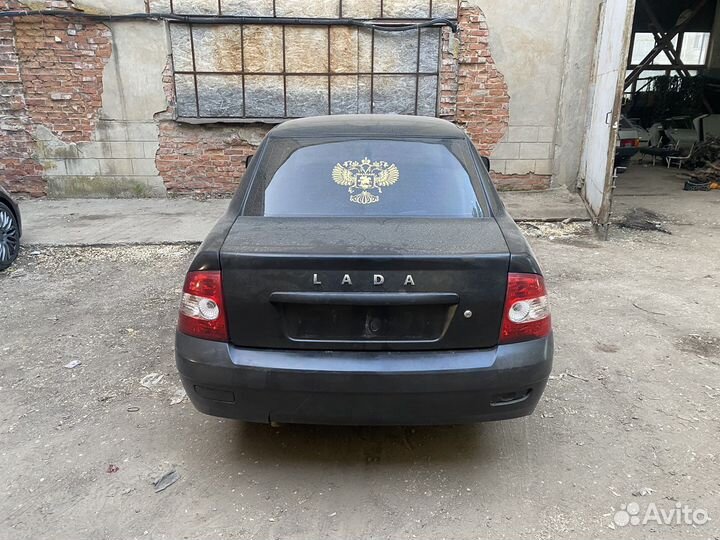 В полном разборе лада приора