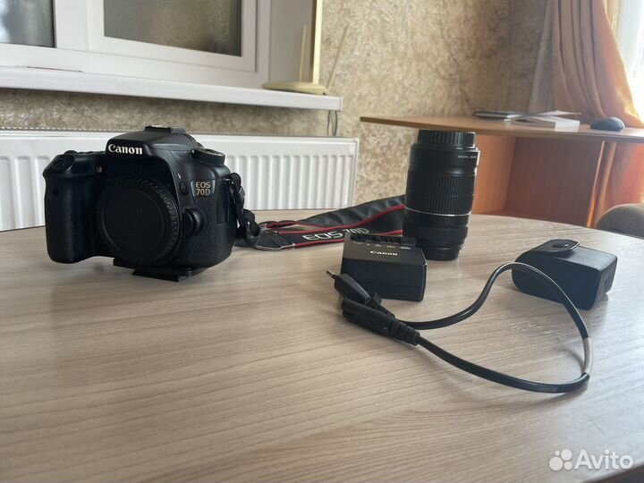 Фотоаппарат Canon 70D с объективом