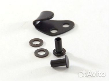 Крючок металлический с заклепками черный асимметри