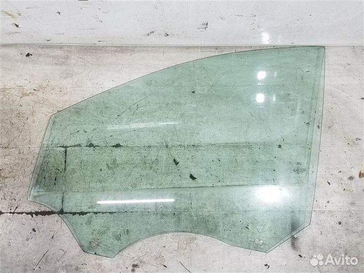 Стекло двери передней левой Ford Kuga 2 (12-16)