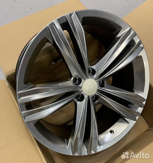 Диски для Volkswagen Tiguan sebring r19