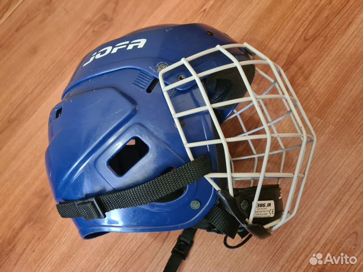 Шлем хоккейный jofa 395