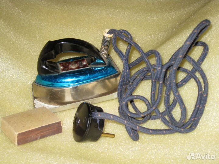 Утюг маленький электрический