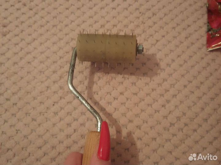 Ролик с иголками для аккупунктуры