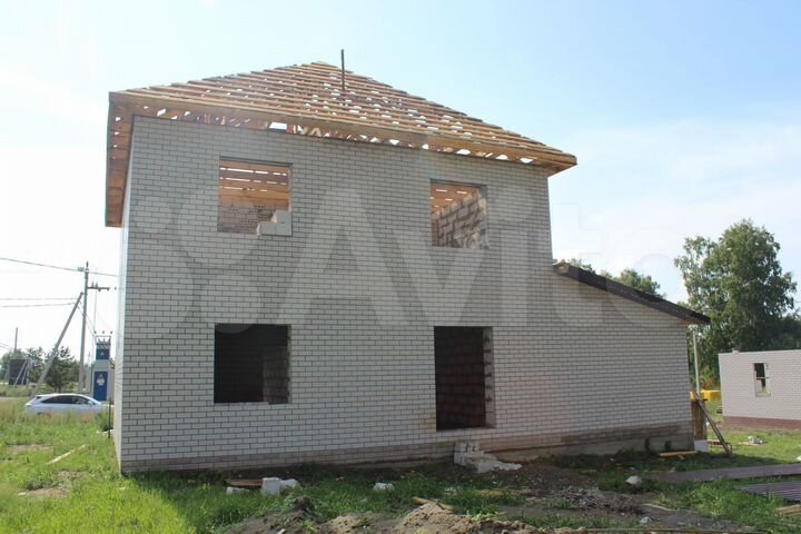 Дом 170 м² на участке 8 сот.