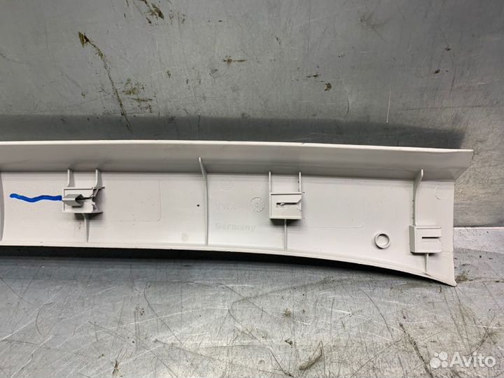 Накладка (кузов внутри) Volkswagen Golf Vi