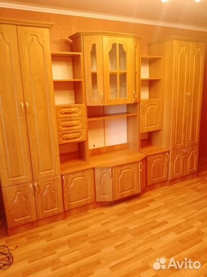 Стенка в гостиную бу