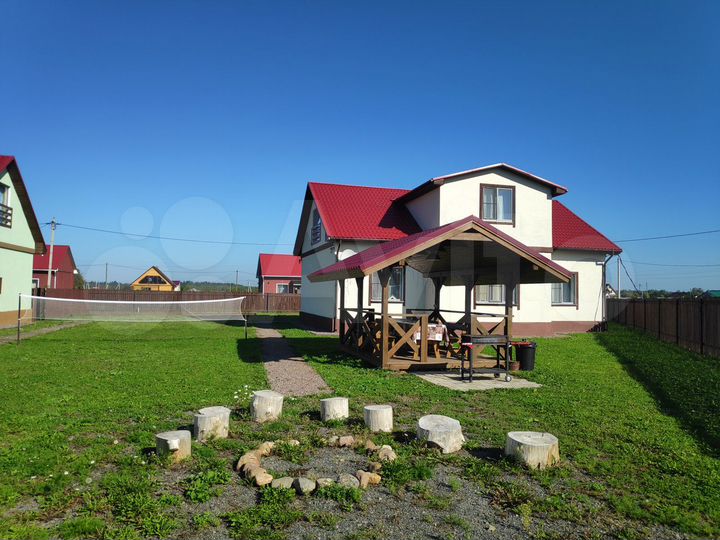 Коттедж 170 м² на участке 10 сот.