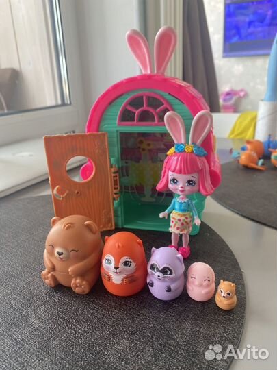 Домик энчантималс