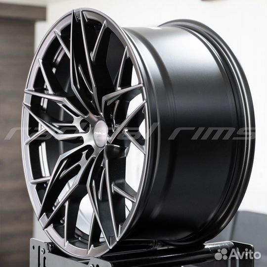 Radical WF-1 19x8.5 + 19x9.5 5x112 Satin Black