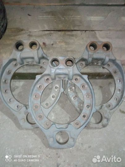 Суппорт 43114-3501012 передний