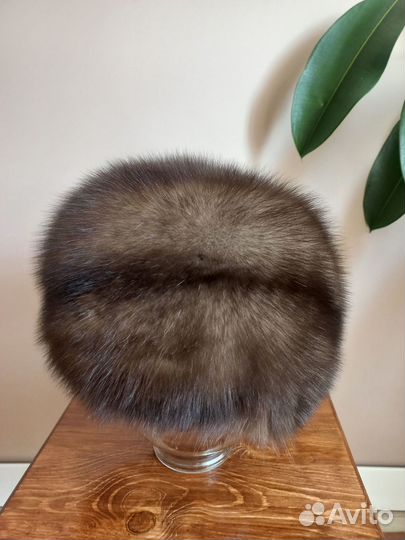 Шапка из соболя женская
