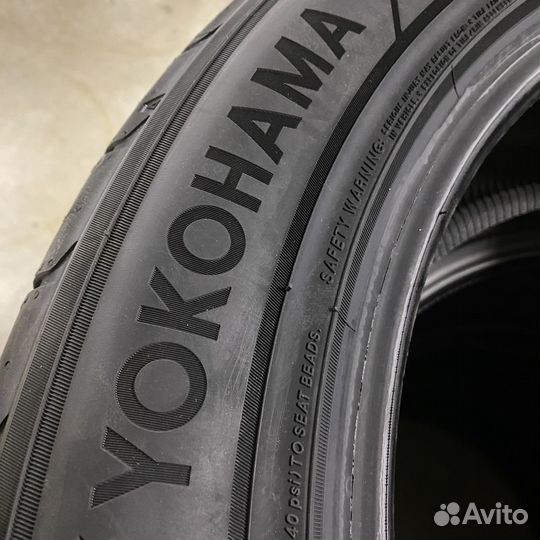 Yokohama Advan Sport V107 235/55 R19 105Y