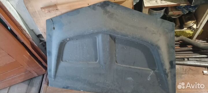 Накладка капота