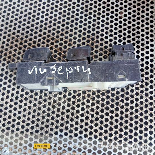 Блок управления стеклоподъемниками Nissan Liberty