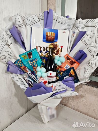 Букет из конфет / сладкий подарок/ киндеры