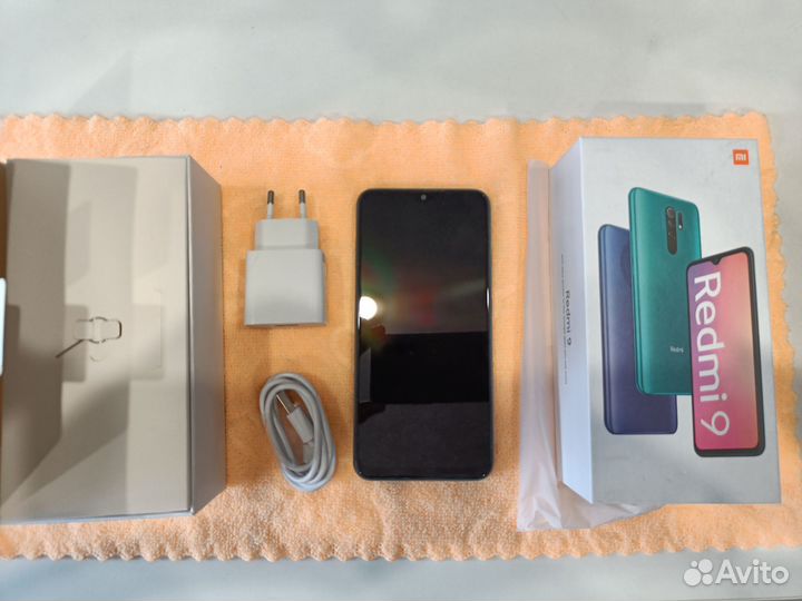 Xiaomi Redmi 9, 3/32 ГБ