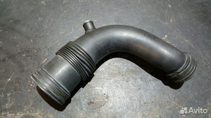 Патрубок воздушного фильтра Porsche Cayenne 957