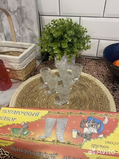 Хрустальные рюмки