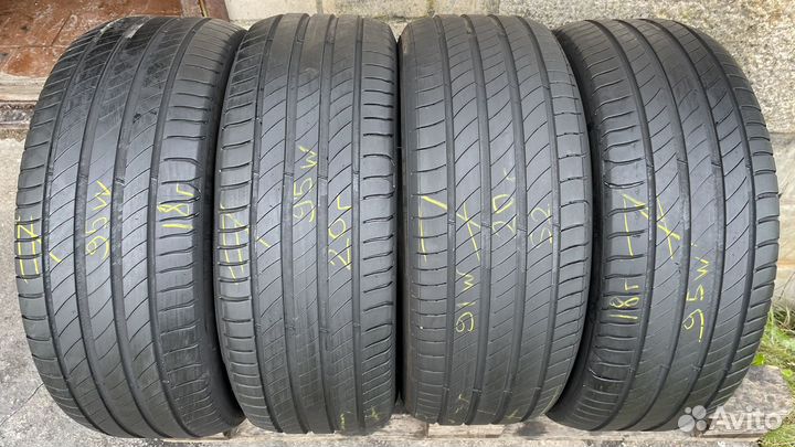 Michelin Primacy 4 215/50 R17