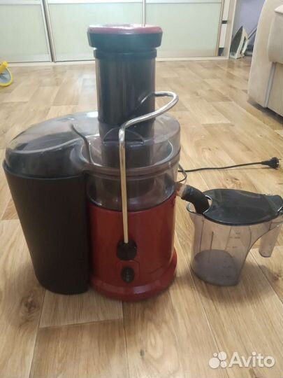 Соковыжималка центробежная Maxwell