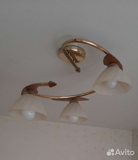 Люстра потолочная бу